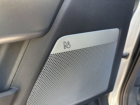 Used 2024 Ford F250 Lariat w/ Sport Appearance Package image 12