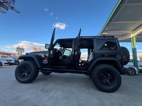 Used 2014 Jeep Wrangler Unlimited Sport w/ Quick Order Package 24S AWD/4WD image 30