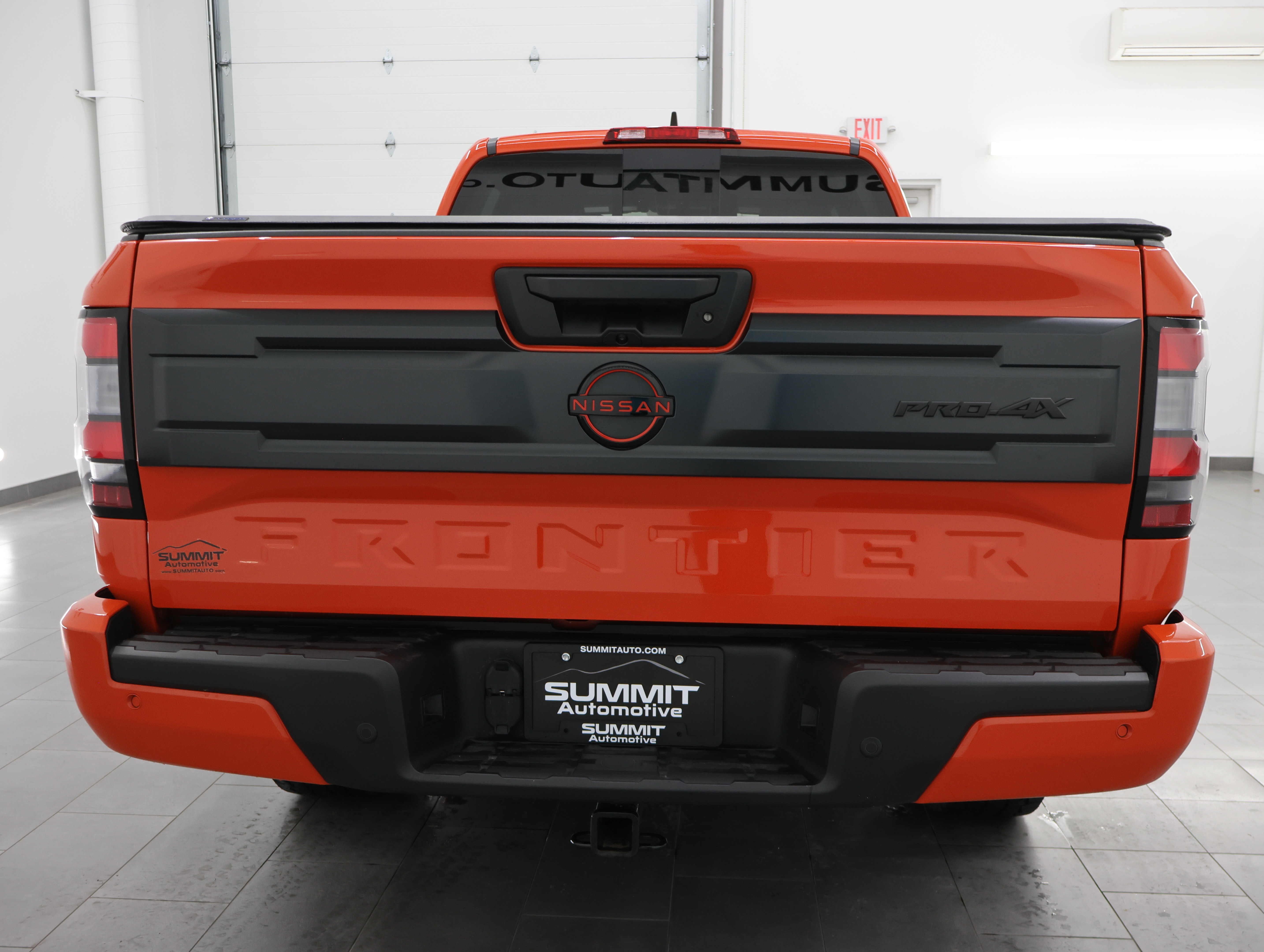 Used 2025 Nissan Frontier PRO-4X AWD/4WD image 26