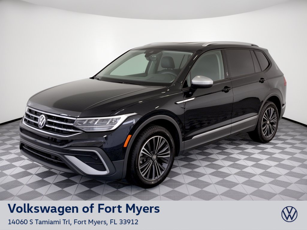 Used 2024 Volkswagen Tiguan Wolfsburg Edition FWD image 1