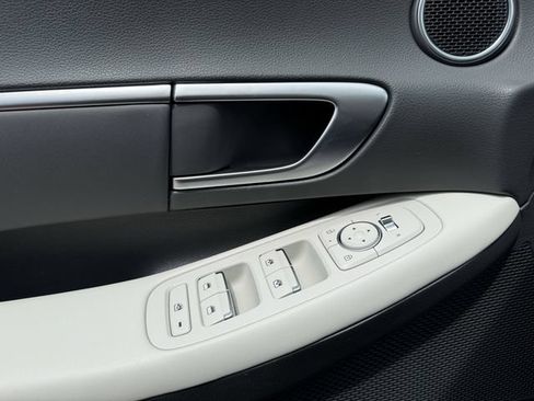 Used 2025 Hyundai Sonata SEL FWD image 20