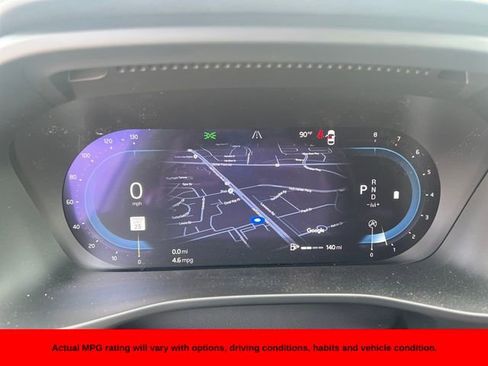 Used 2023 Volvo XC40 B5 Ultimate image 17