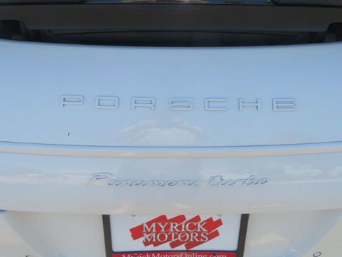 Used 2010 Porsche Panamera Turbo image 14