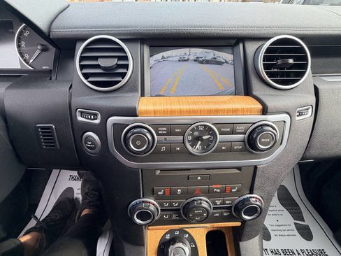 Used 2013 Land Rover LR4 HSE image 16