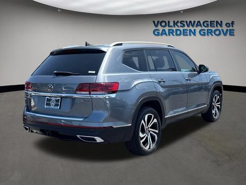 Used 2023 Volkswagen Atlas SEL AWD/4WD image 7