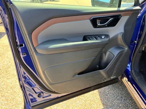 New 2026 Subaru Forester Sport AWD/4WD image 17