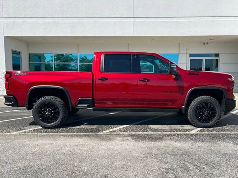 New 2026 Chevrolet Silverado 2500 LTZ w/ LTZ Plus Package AWD/4WD image 12
