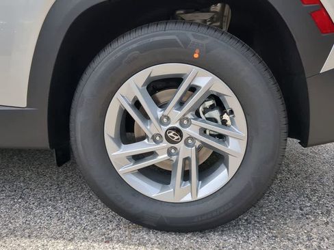 New 2026 Hyundai Tucson SE image 14