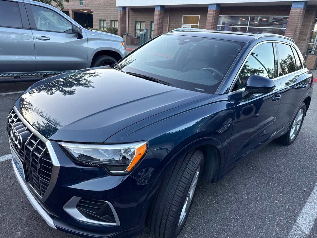 Used 2020 Audi Q3 2.0T Premium AWD/4WD image 4