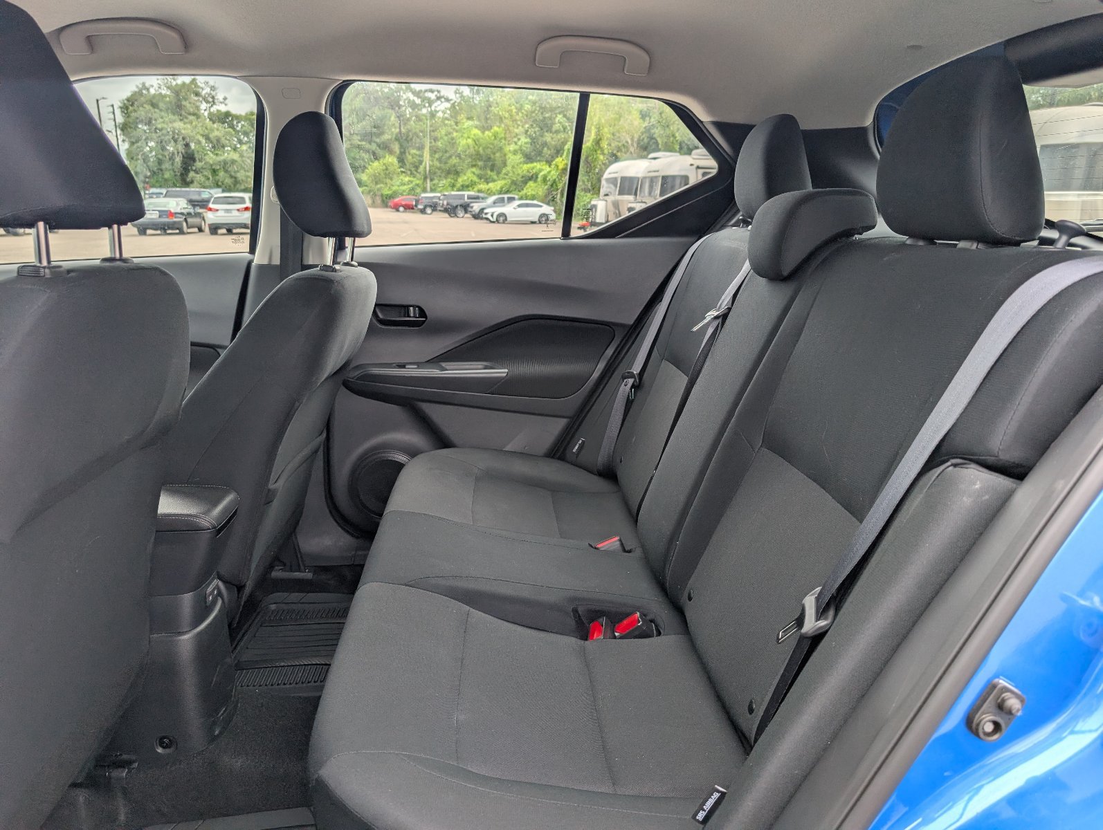 Used 2024 Nissan Kicks S FWD image 30
