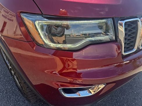 Used 2019 Jeep Grand Cherokee Limited w/ Luxury Group II AWD/4WD image 31