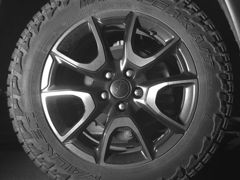 Used 2025 Jeep Compass Trailhawk image 15