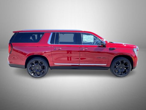 New 2026 GMC Yukon XL Denali w/ Denali Reserve Package AWD/4WD image 4