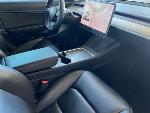 Used 2021 Tesla Model 3 Standard Range Plus RWD image 16
