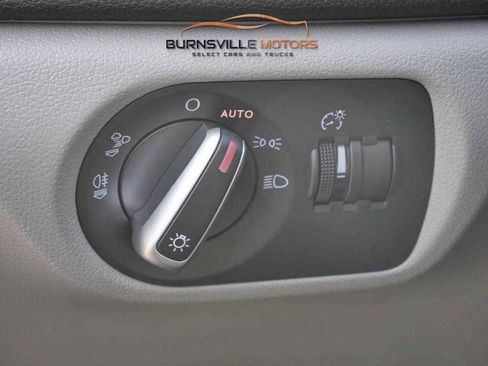 Used 2017 Audi Q3 2.0T Prestige image 16