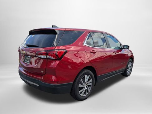 Used 2024 Chevrolet Equinox LT FWD image 4