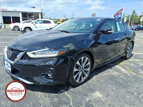 Used 2021 Nissan Maxima Platinum w/ Sport Mat Group FWD image 3