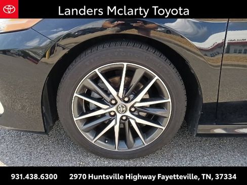 Used 2023 Toyota Camry XLE w/ Navigation Package FWD image 10