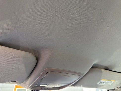 Used 2006 Chrysler 300 C image 24