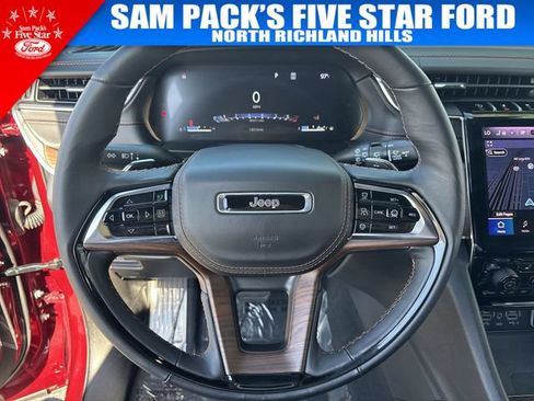 Used 2025 Jeep Grand Cherokee Summit w/ Adv Protech Group IV AWD/4WD image 23