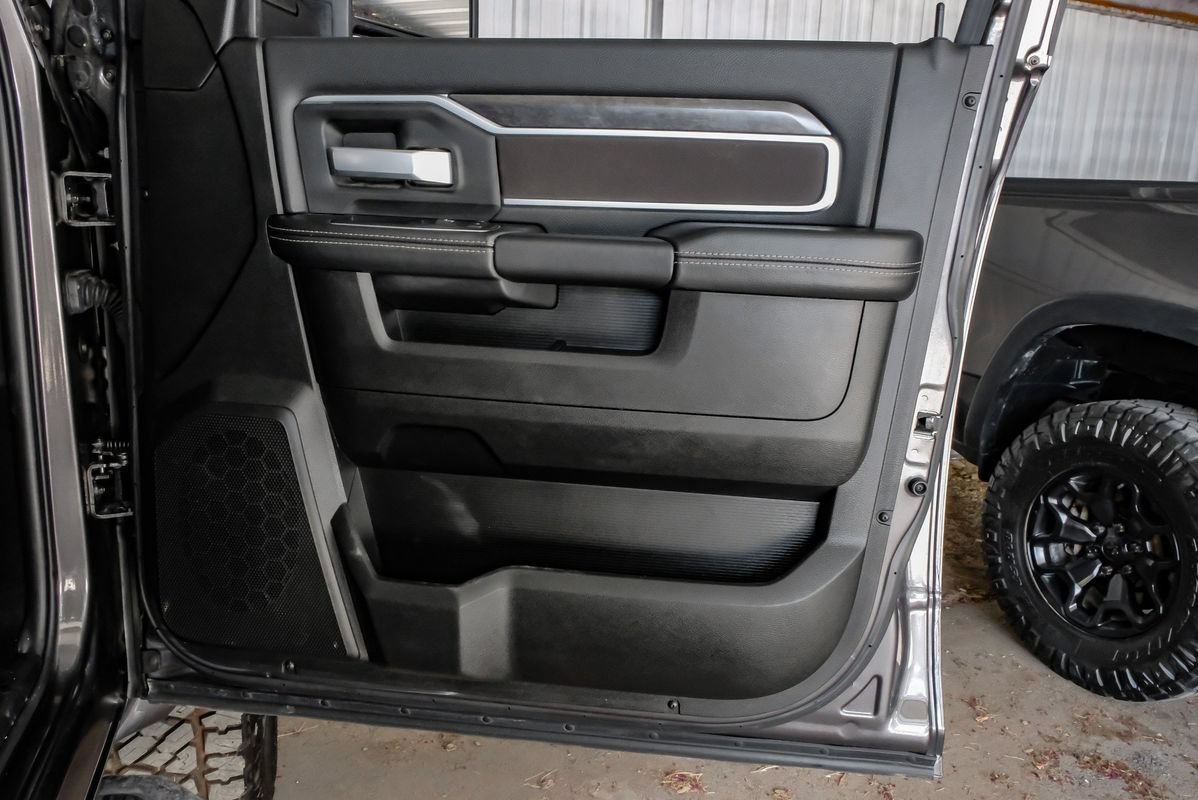 Used 2024 RAM 2500 Big Horn AWD/4WD image 46