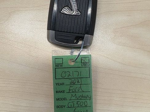 Used 2021 Ford Mustang Shelby GT500 w/ Carbon Fiber Track Pack image 15