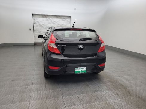 Used 2017 Hyundai Accent SE FWD image 6