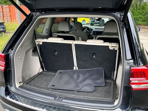 Used 2019 Volkswagen Atlas SEL FWD image 33