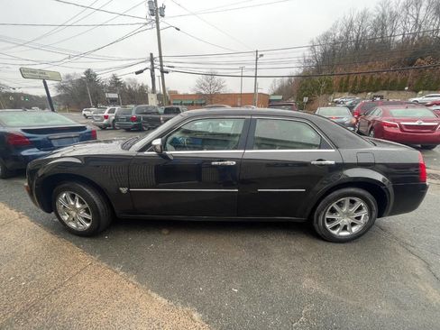 Used 2007 Chrysler 300 C w/ Protection Group II image 8