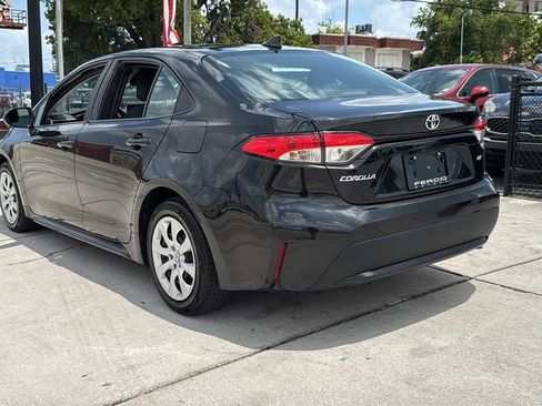 Used 2020 Toyota Corolla LE FWD image 12