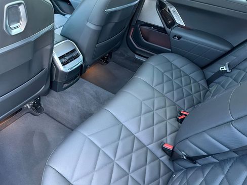 Certified 2023 BMW 740i image 15