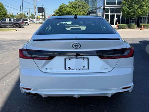 Used 2026 Toyota Camry XSE FWD image 9