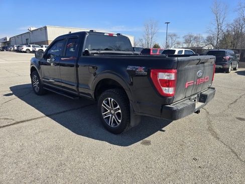 Used 2022 Ford F150 XL w/ STX Appearance Package image 5