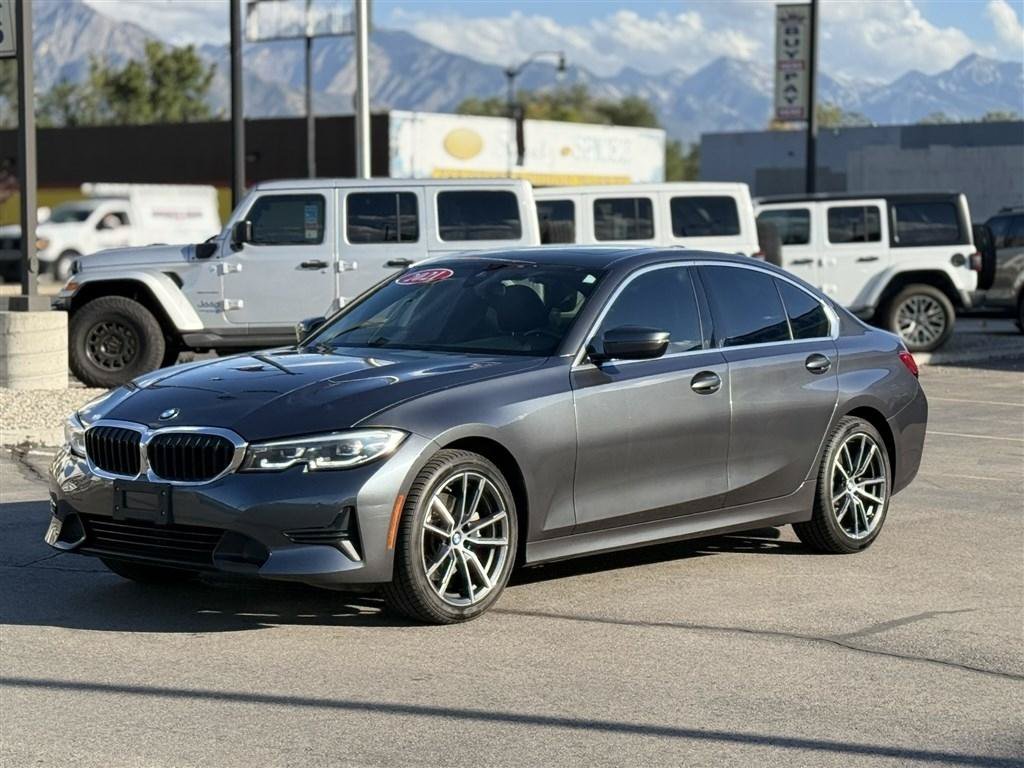 Used 2021 BMW 330i xDrive Sedan AWD/4WD image 3