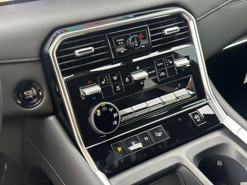 New 2026 Nissan Armada SL image 31