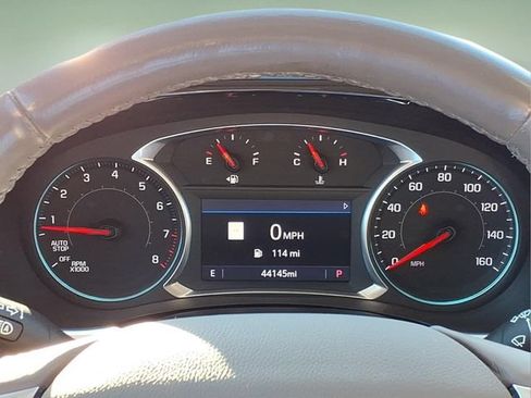 Used 2021 Chevrolet Traverse Premier AWD/4WD image 28