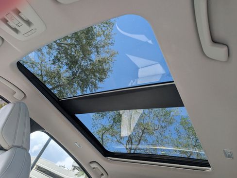 Certified 2023 Nissan Ariya EVOLVE+ image 25