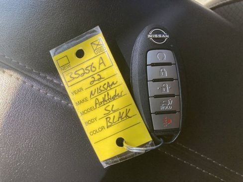 Used 2022 Nissan Pathfinder SL image 52