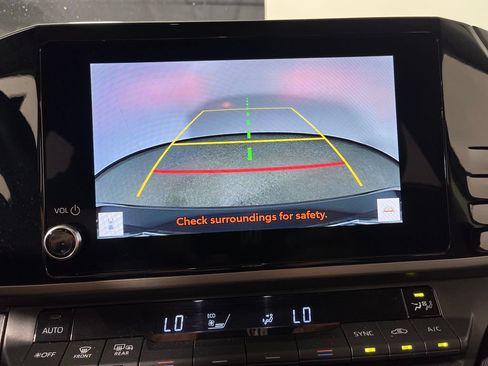 Used 2025 Toyota Camry LE FWD image 23