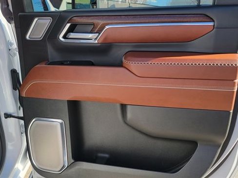 Used 2024 GMC Sierra 3500 Denali Ultimate image 69