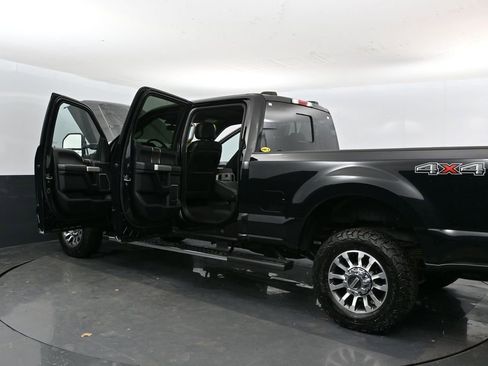 Certified 2020 Ford F350 Lariat w/ Lariat Value Package image 54