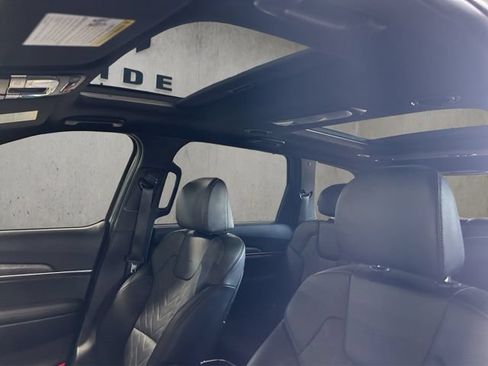 Used 2025 Kia Telluride SX X-Line AWD/4WD image 3