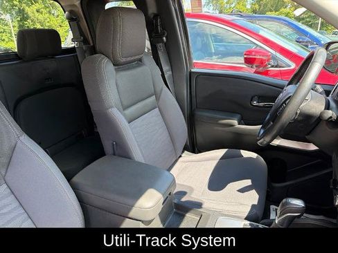 Certified 2024 Nissan Frontier SV w/ SV Convenience Package AWD/4WD image 25