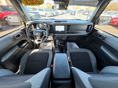 Used 2023 Ford Bronco 4-Door AWD/4WD image 21