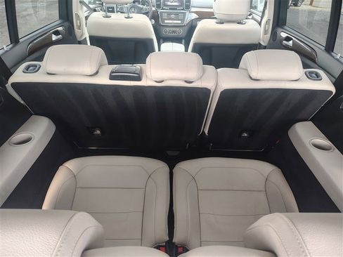 Used 2017 Mercedes-Benz GLS 450 4MATIC image 12