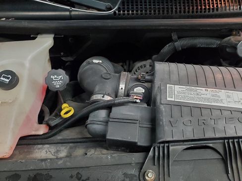 Used 2006 Chevrolet Express 1500 w/ Preferred Equipment Group image 4