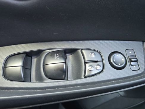 Used 2024 Nissan Sentra SV image 29