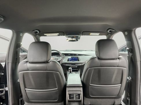Used 2023 Cadillac XT4 Premium Luxury image 28