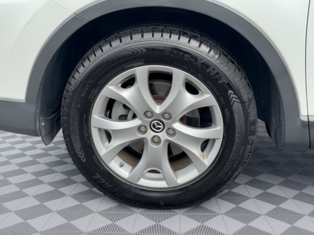 Used 2014 MAZDA CX-9 Touring w/ Touring Technology Package FWD image 13