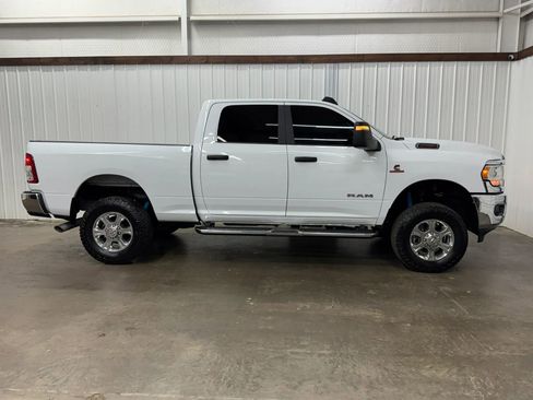 Used 2024 RAM 2500 Big Horn w/ Off Road Package AWD/4WD image 7